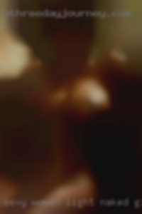 Sexy women light skin pretty pussy naked girls.